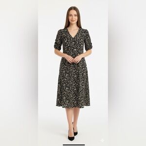 Time and Tru Black and Cream Floral Long Sleeve Dress